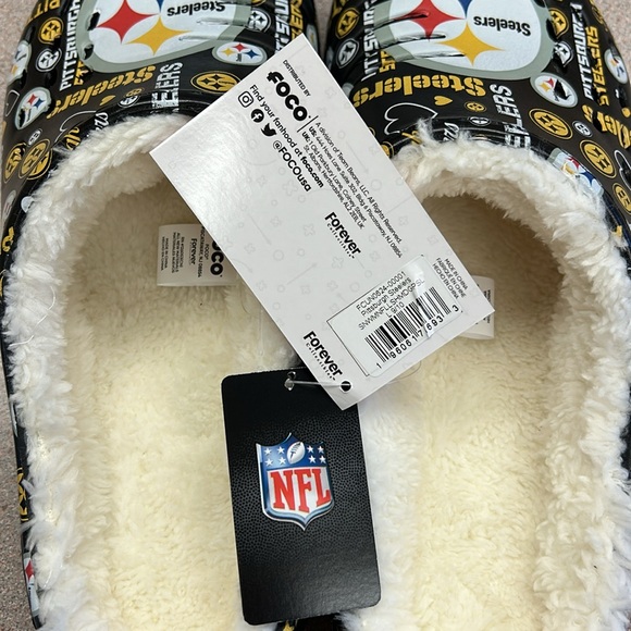 Pittsburgh Steelers Crocs 🖤💛 - Picture 2 of 2